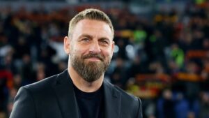 AS Roma sa thải De Rossi sau 4 vòng đấu không thắng tại Serie A