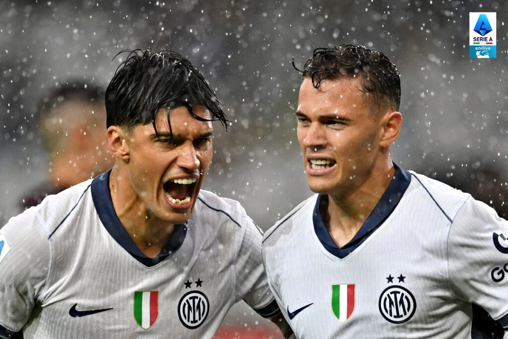 Serie A Vòng 36: Napoli Hòa Genoa, Inter Milan Rút Ngắn Khoảng Cách